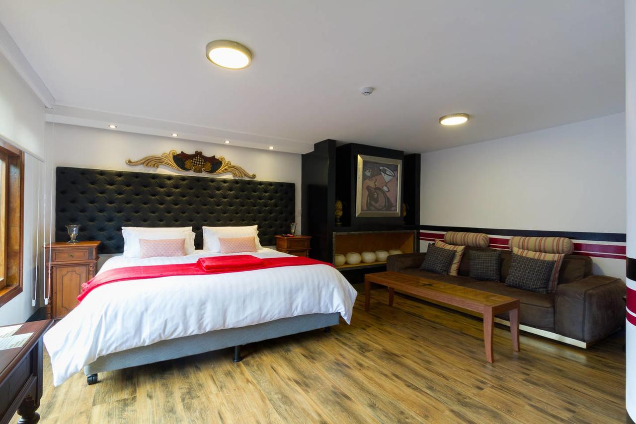 Dolce Lobo Boutique Stay Quito Exterior photo